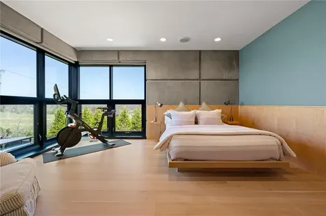 155 West Main Road Little Compton RI 02837