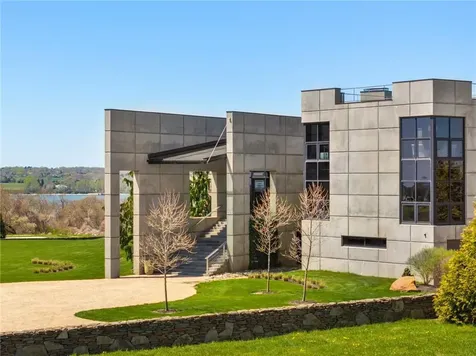 155 West Main Road Little Compton RI 02837