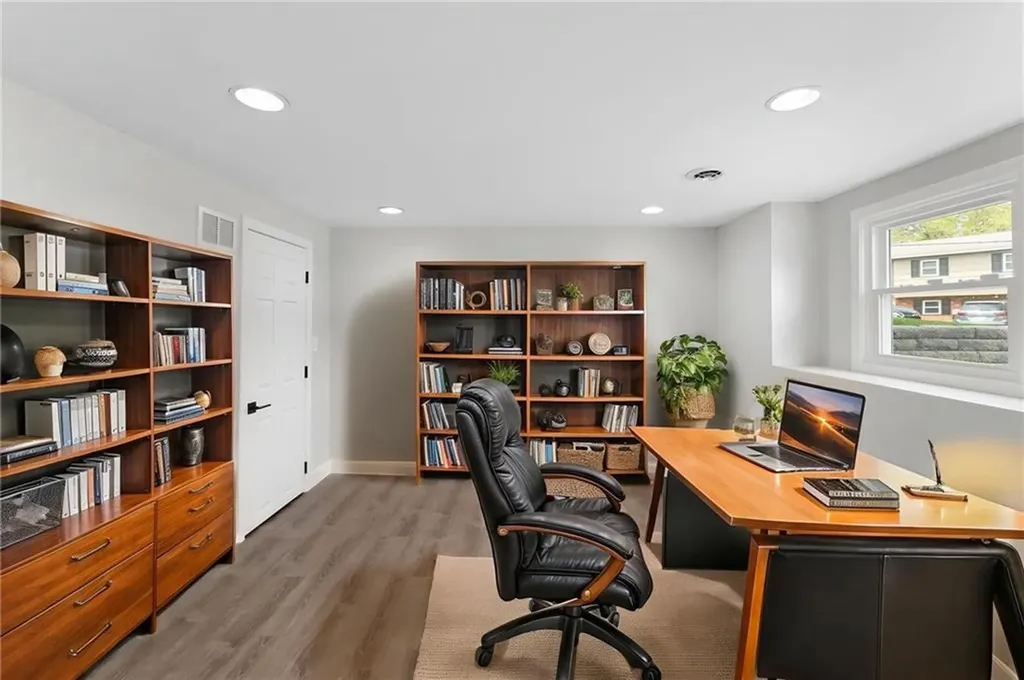 51 Robin Lane West Warwick RI 02893