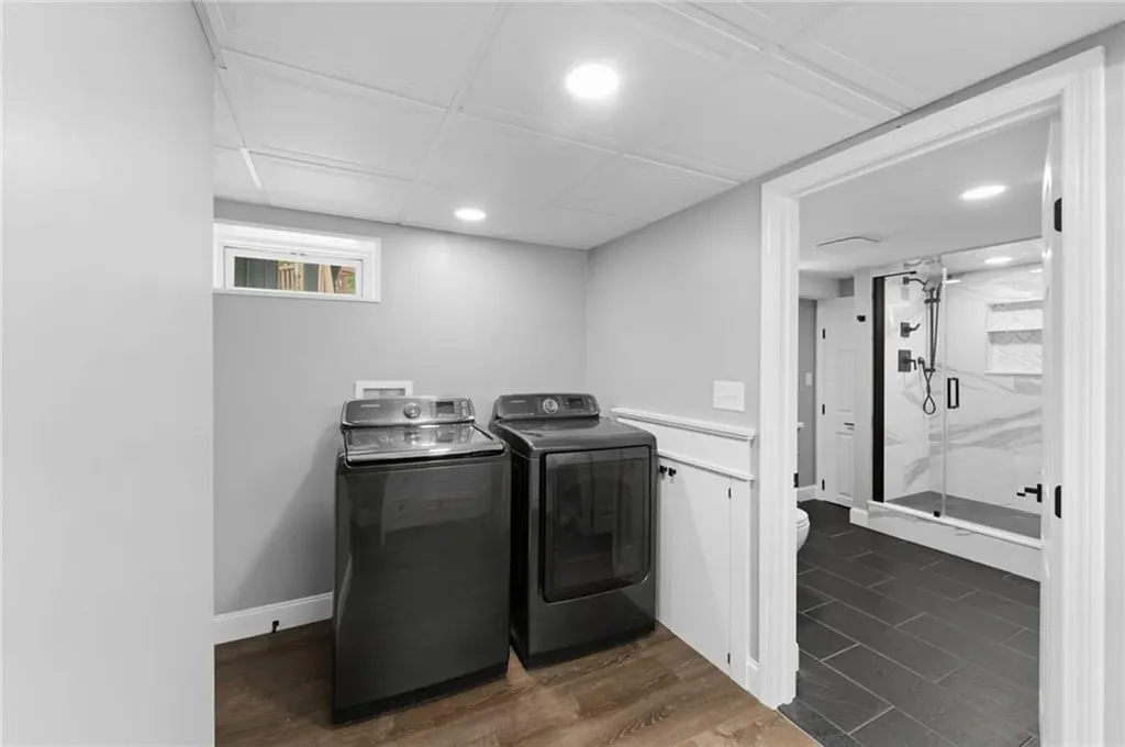 51 Robin Lane West Warwick RI 02893