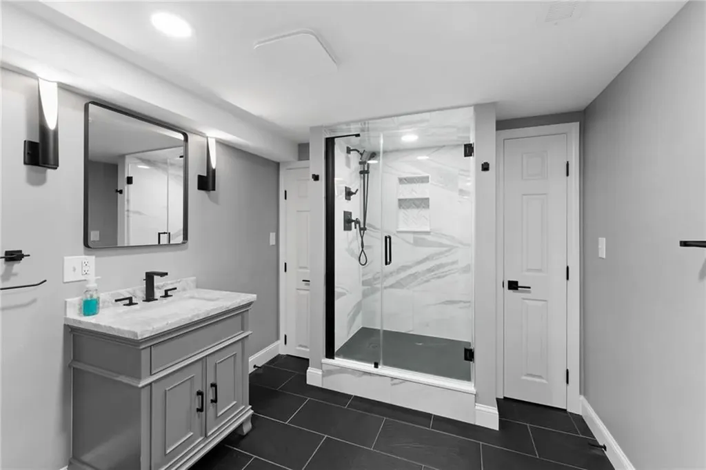 51 Robin Lane West Warwick RI 02893