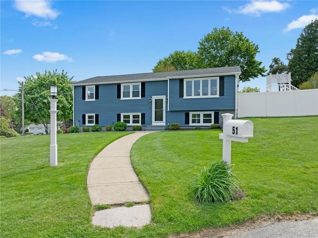 51 Robin Lane West Warwick RI 02893