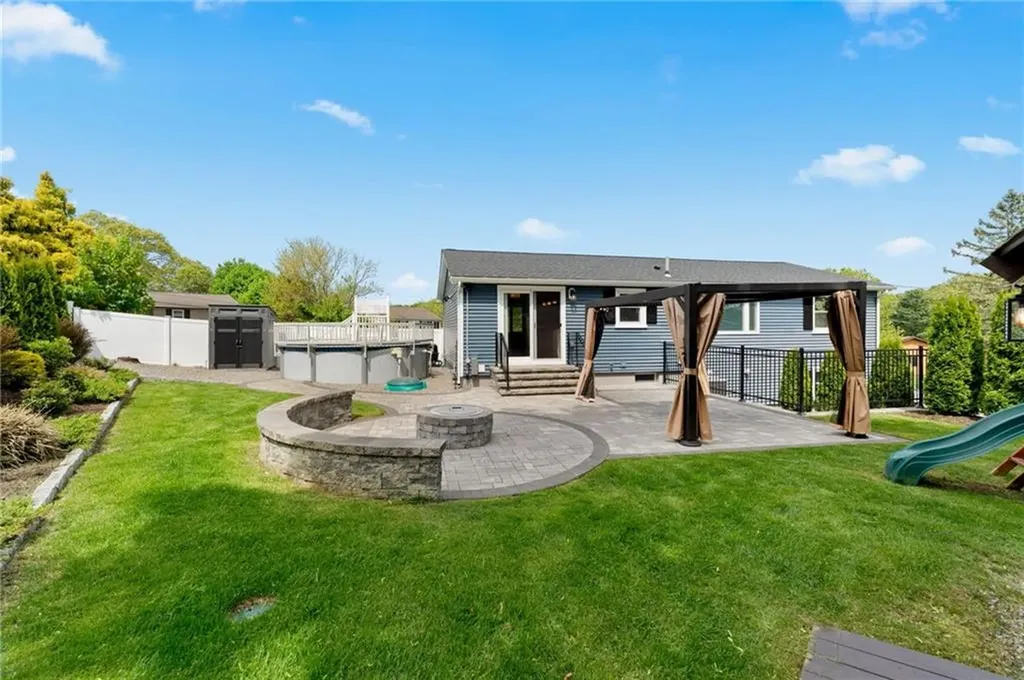 51 Robin Lane West Warwick RI 02893
