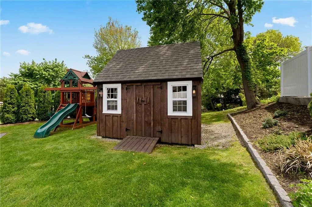 51 Robin Lane West Warwick RI 02893