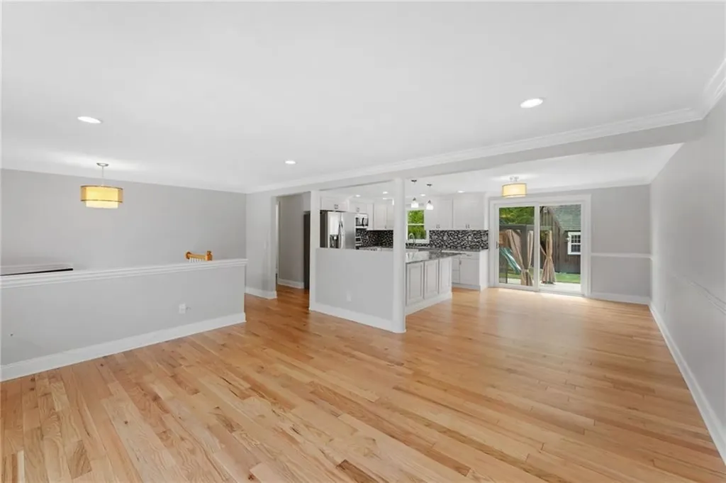 51 Robin Lane West Warwick RI 02893