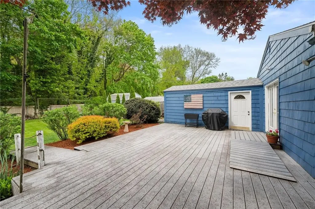 184 Mill Cove Road Warwick RI 02889