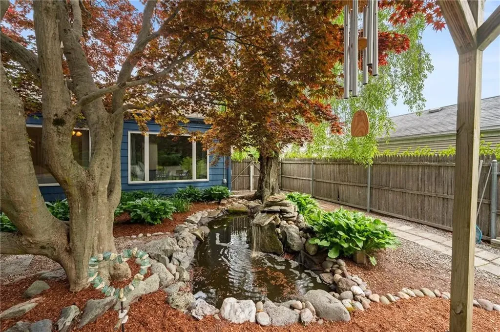 184 Mill Cove Road Warwick RI 02889