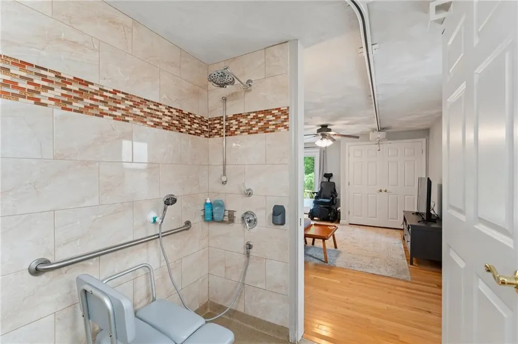 184 Mill Cove Road Warwick RI 02889