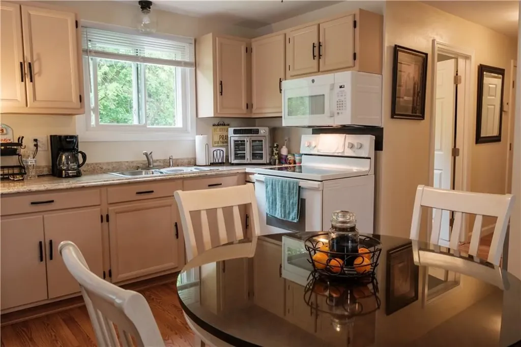 300 4th Avenue Woonsocket RI 02895