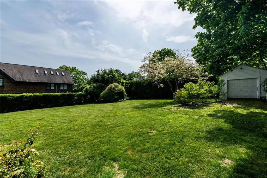 43 Standish Road Jamestown RI 02835