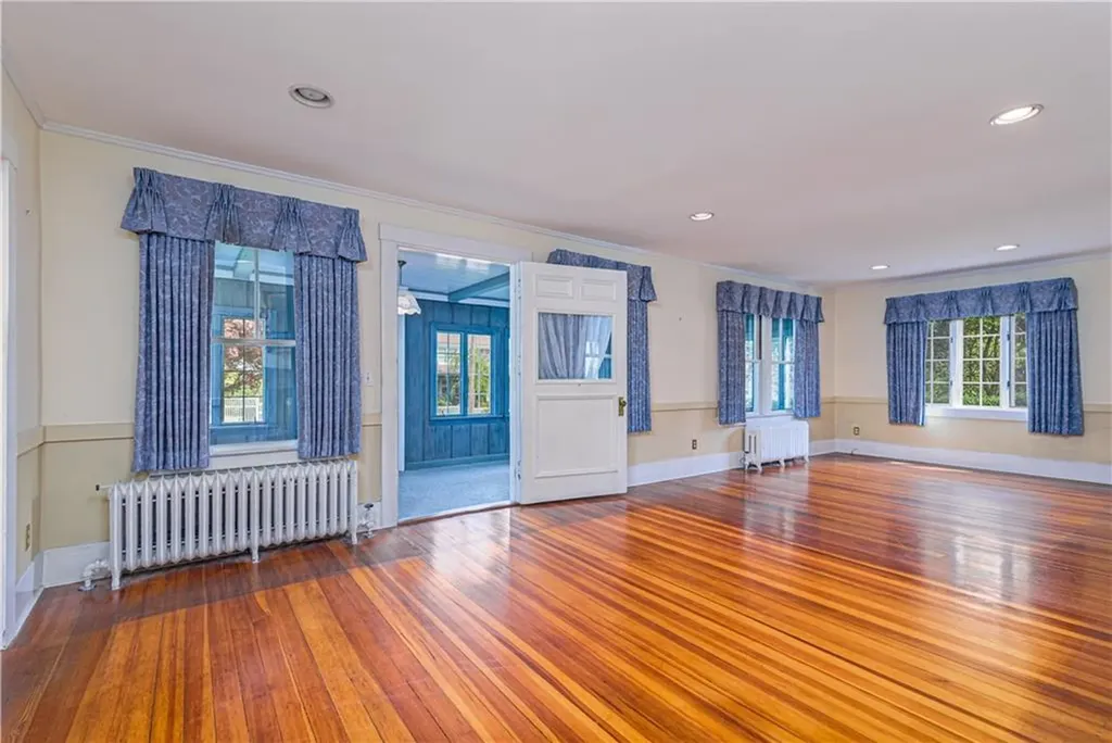 43 Standish Road Jamestown RI 02835