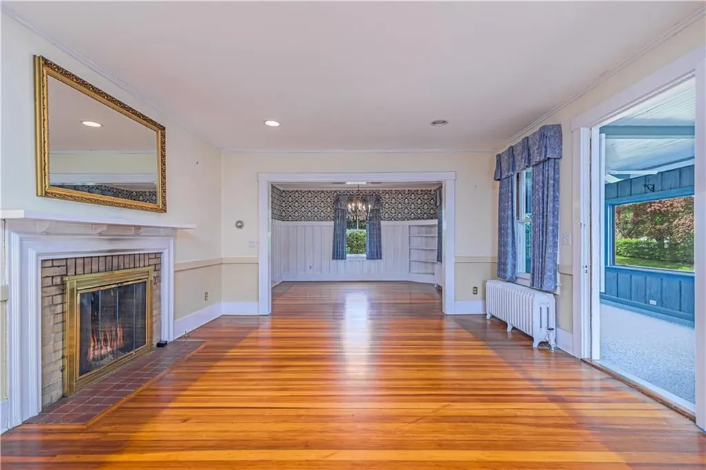 43 Standish Road Jamestown RI 02835