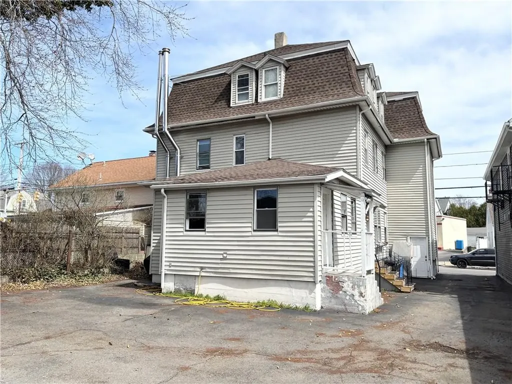 424 High Street Cumberland RI 02864