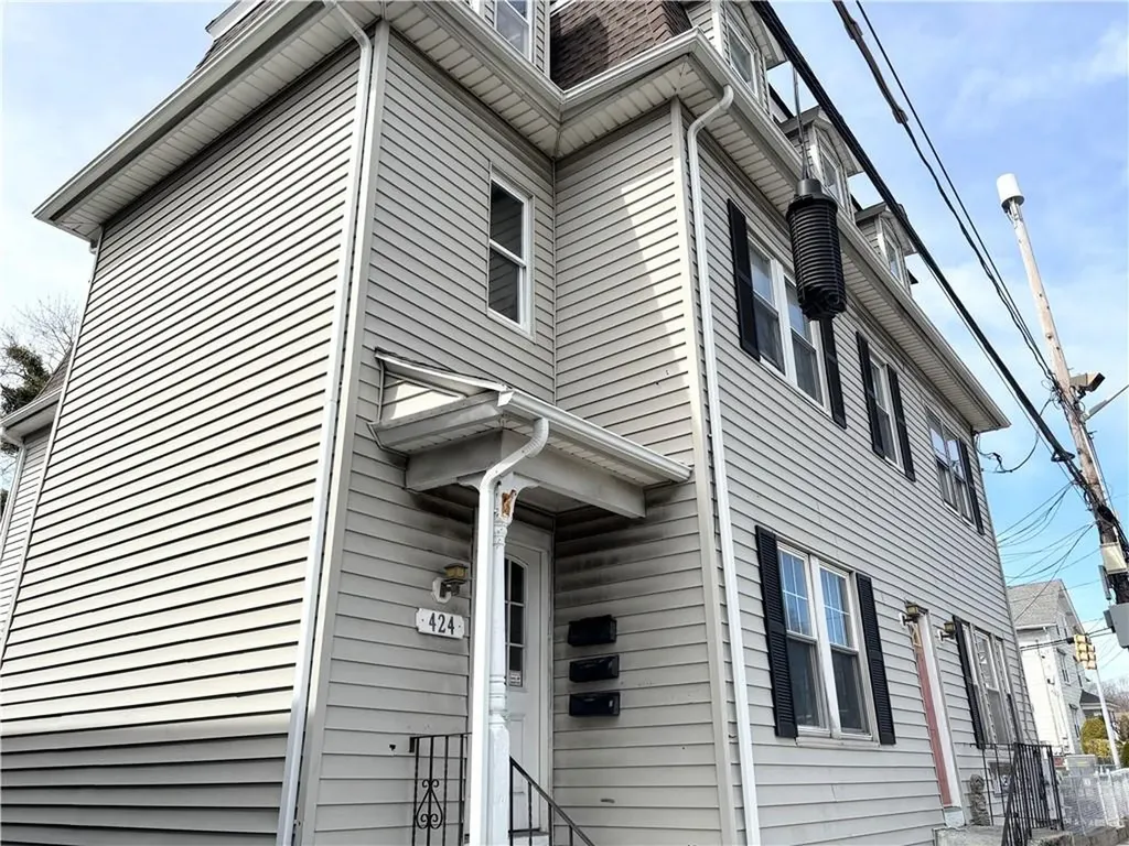 424 High Street Cumberland RI 02864
