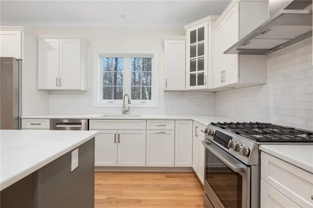 64 Cardinal Road Cranston RI 02921