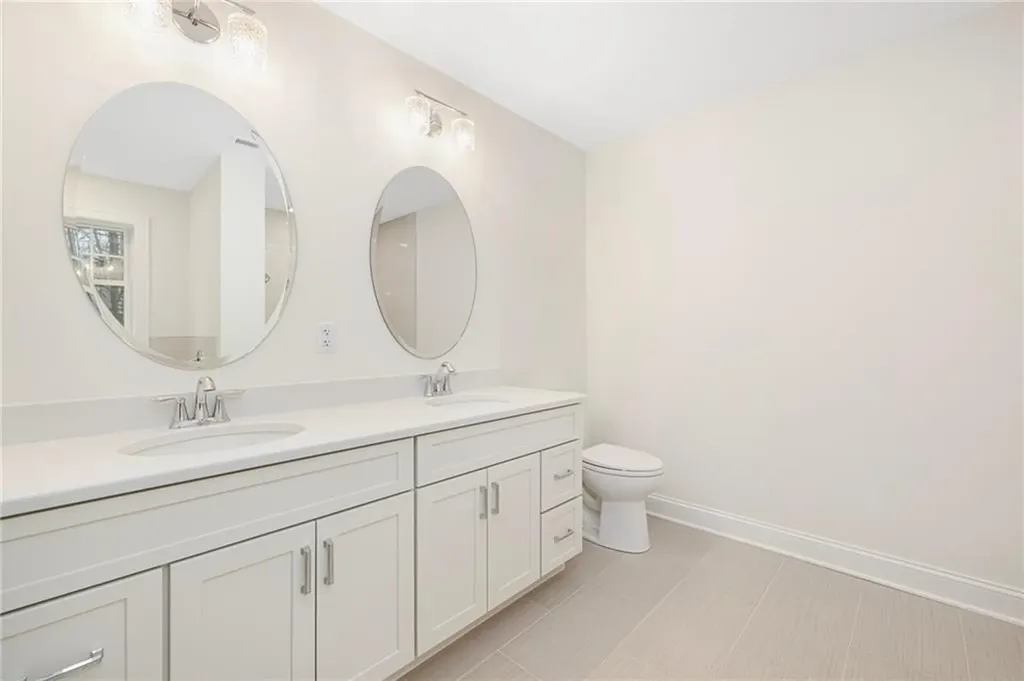 64 Cardinal Road Cranston RI 02921