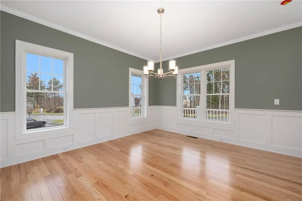 64 Cardinal Road Cranston RI 02921