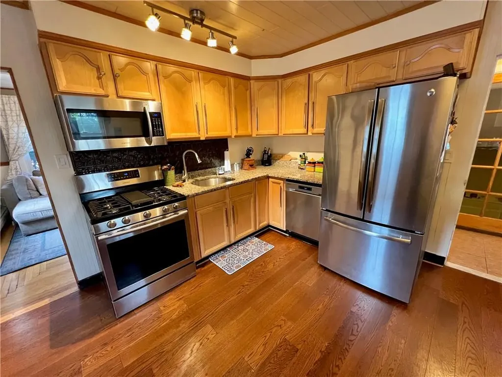 20 Stevens Road Cranston RI 02910