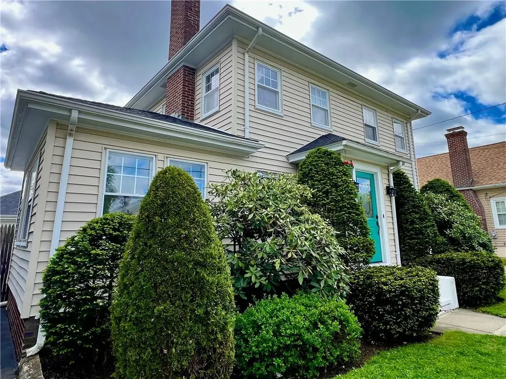20 Stevens Road Cranston RI 02910