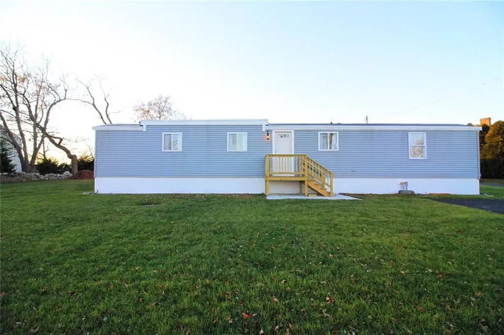 41 Mello Terrace Portsmouth RI 02871