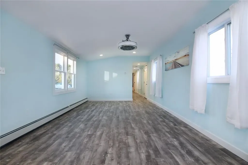 41 Mello Terrace Portsmouth RI 02871