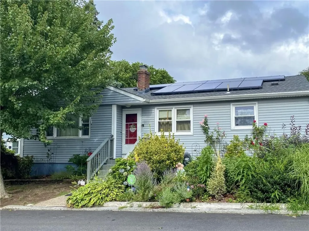 74 Lubec Street Providence RI 02904