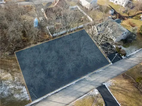 0 Kaufman Road Tiverton RI 02878