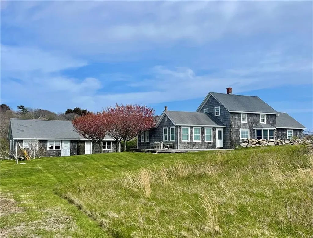899 Cooneymus Road Block Island RI 02807