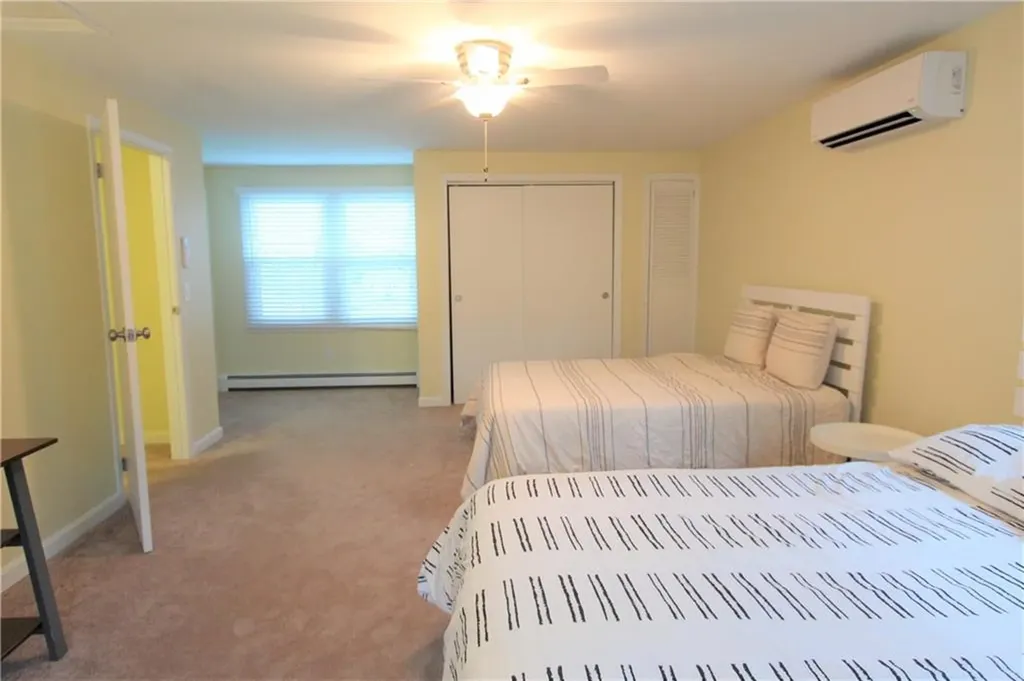 4 Maloney Lane Middletown RI 02842