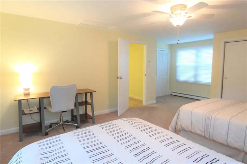 4 Maloney Lane Middletown RI 02842