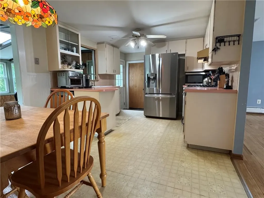 17 Amanda Court Cranston RI 02920