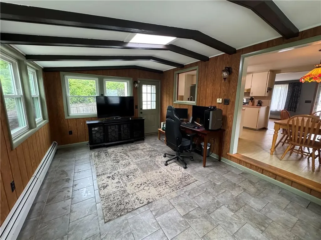 17 Amanda Court Cranston RI 02920