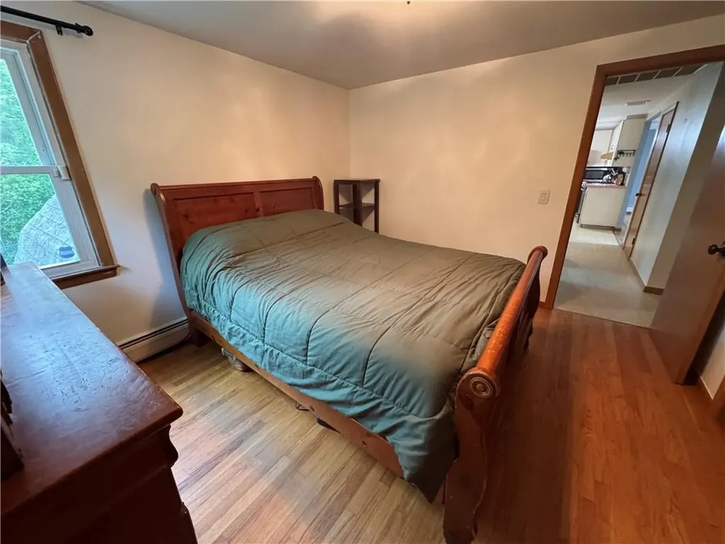 17 Amanda Court Cranston RI 02920