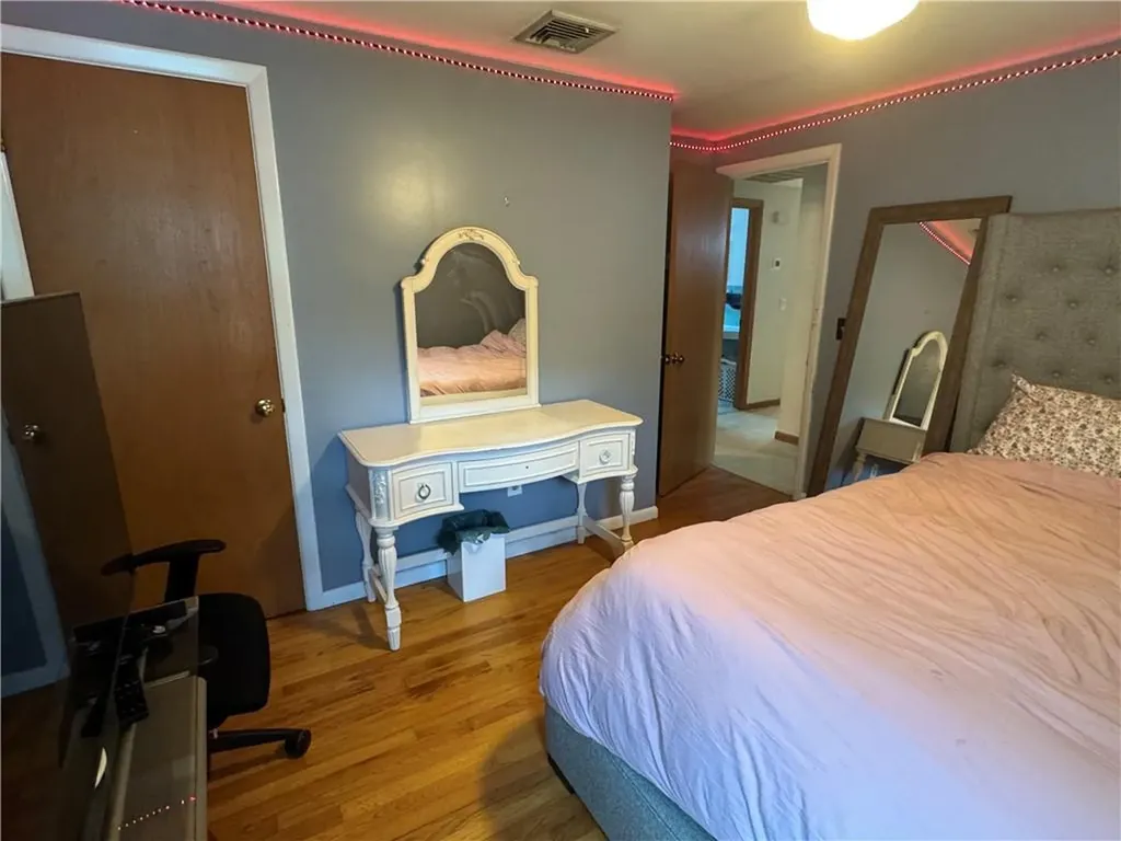 17 Amanda Court Cranston RI 02920