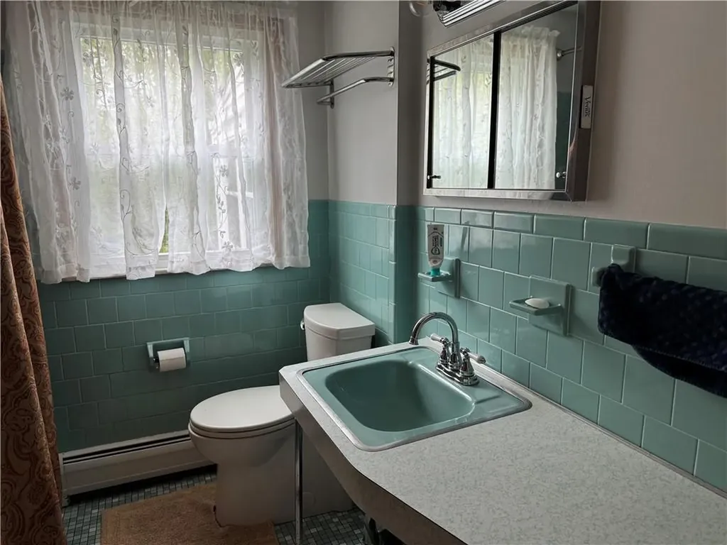 17 Amanda Court Cranston RI 02920