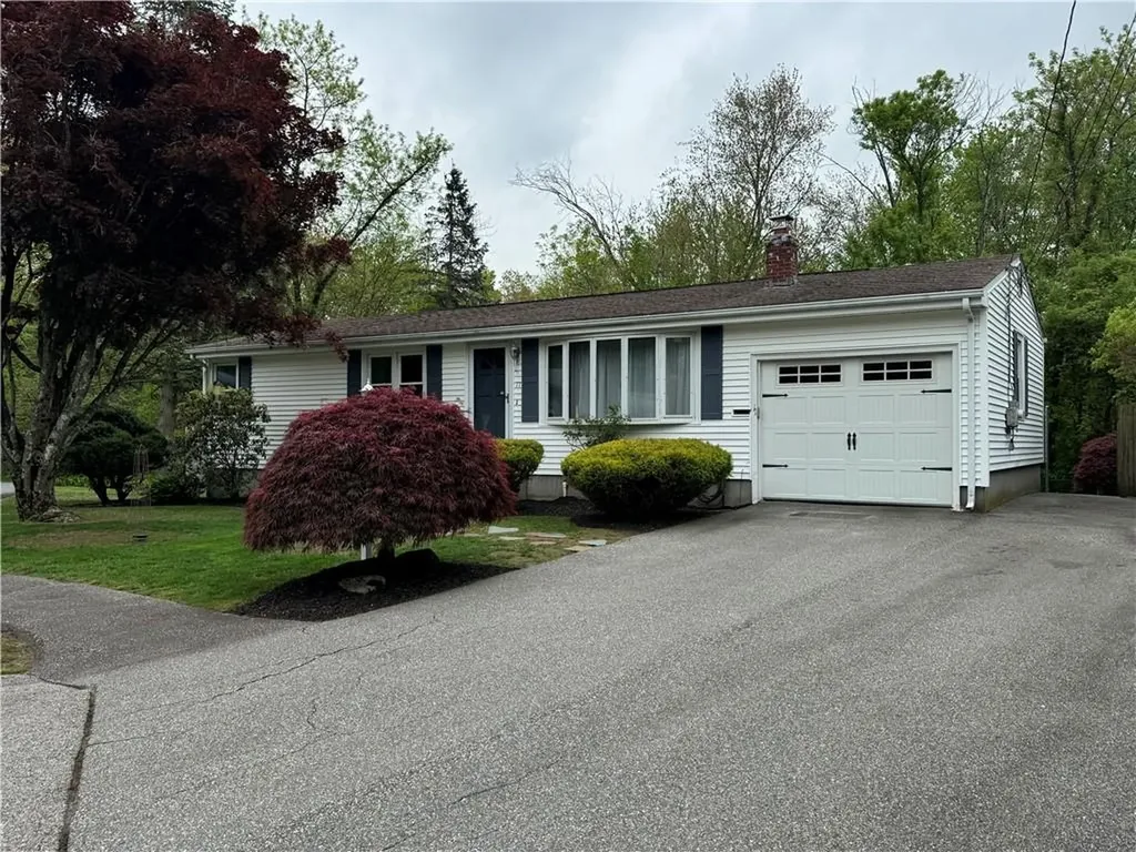 17 Amanda Court Cranston RI 02920