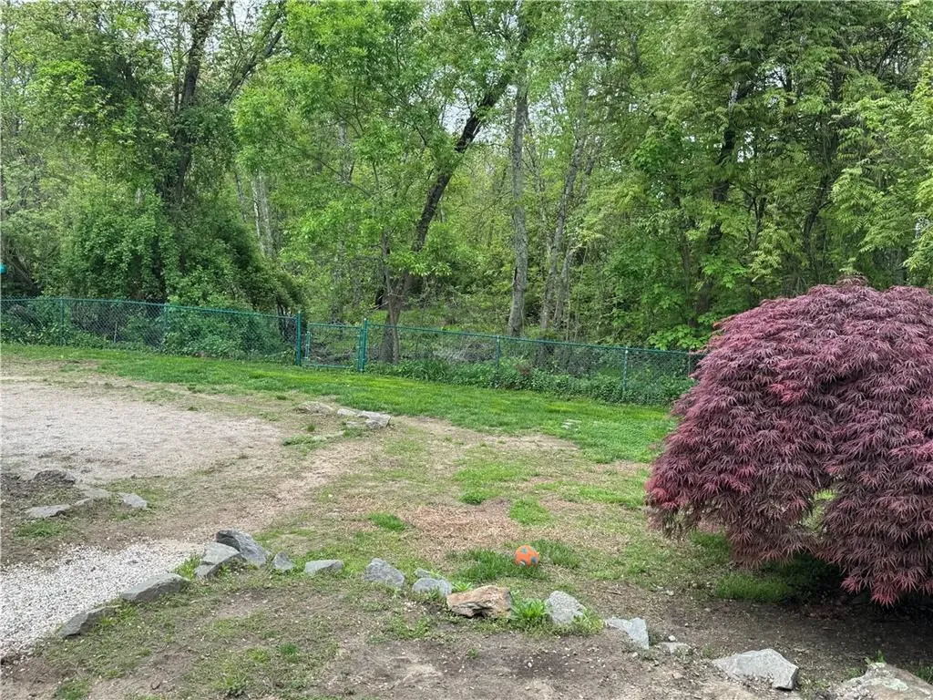 17 Amanda Court Cranston RI 02920