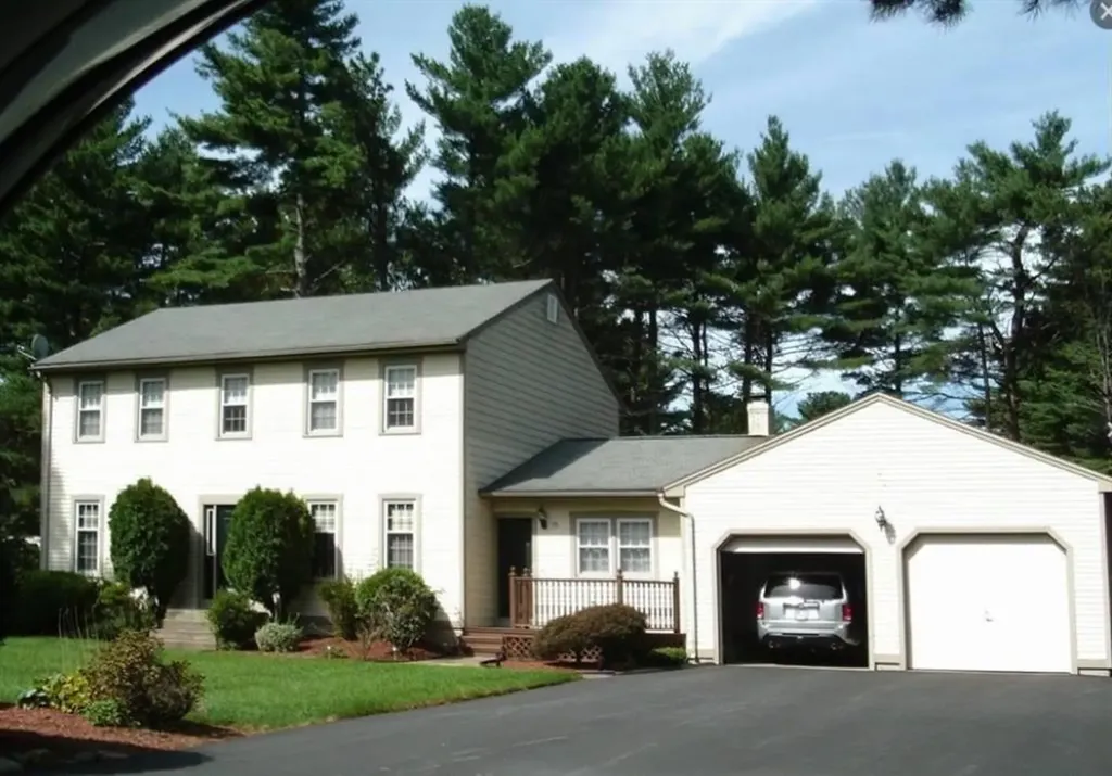 15 Wood Cove Drive Coventry RI 02816