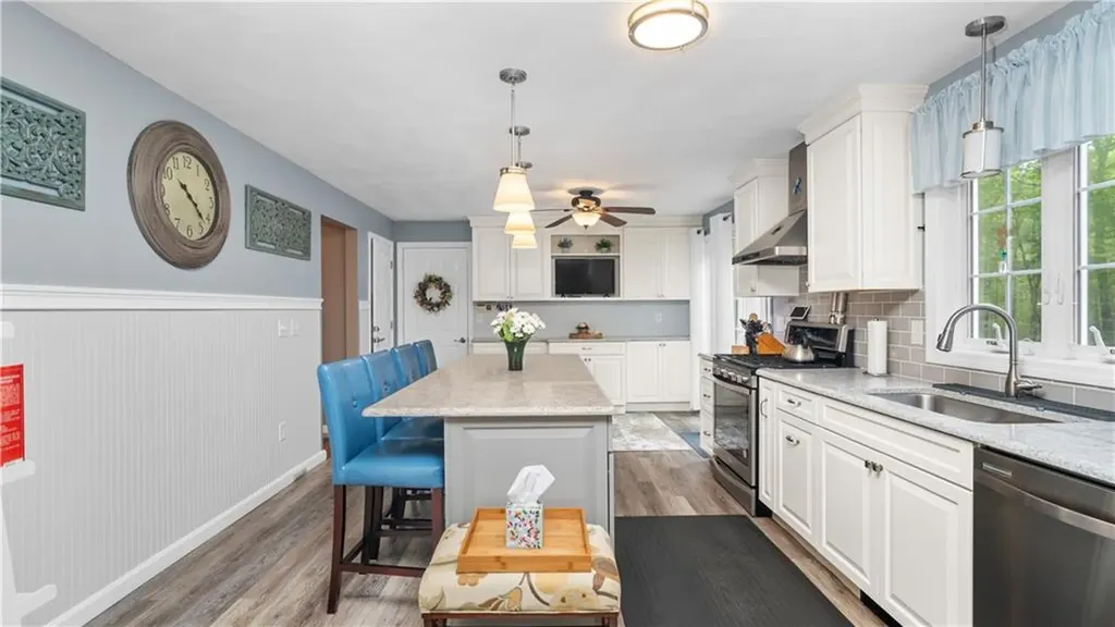 605 Gardner Road Exeter RI 02822