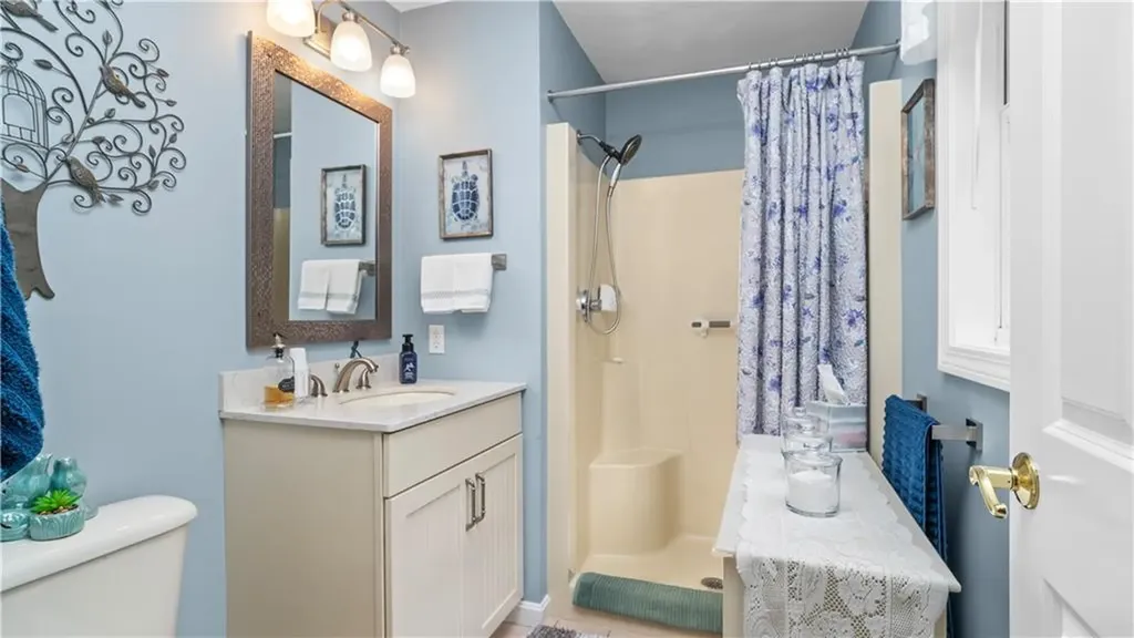 605 Gardner Road Exeter RI 02822