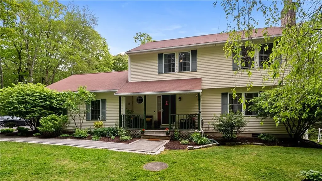 605 Gardner Road Exeter RI 02822