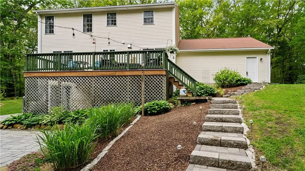605 Gardner Road Exeter RI 02822