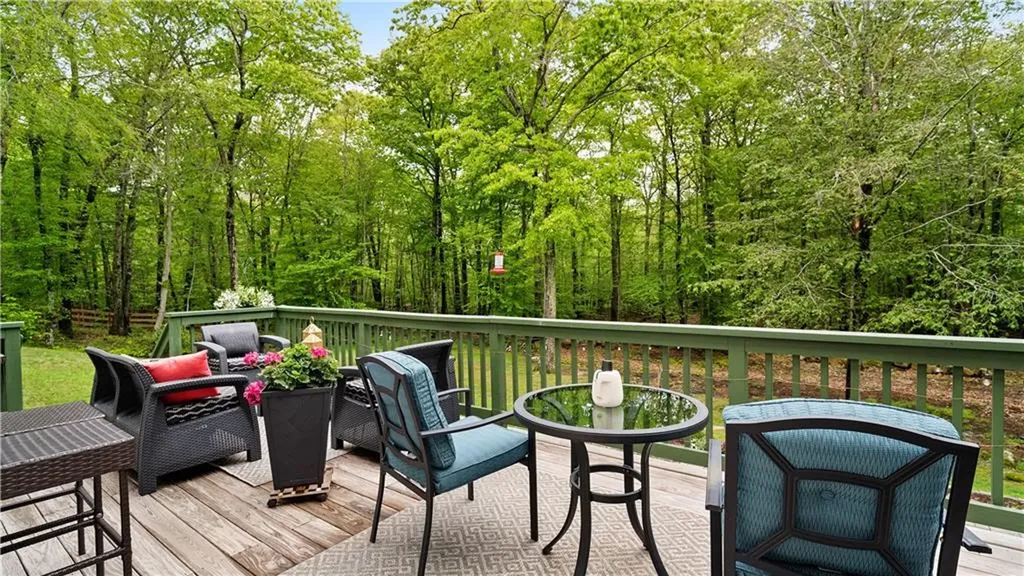 605 Gardner Road Exeter RI 02822