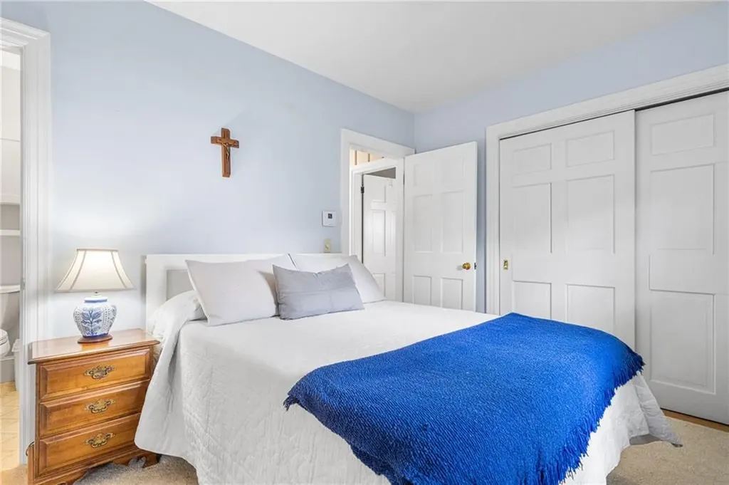 146 Bay View Avenue Bristol RI 02809