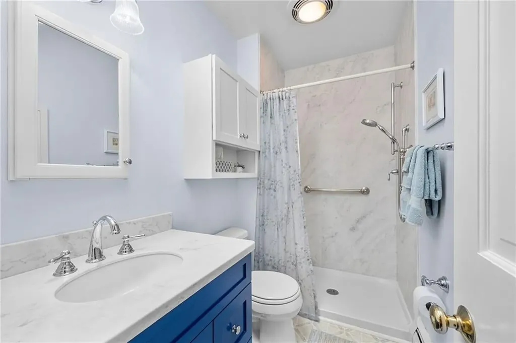 146 Bay View Avenue Bristol RI 02809