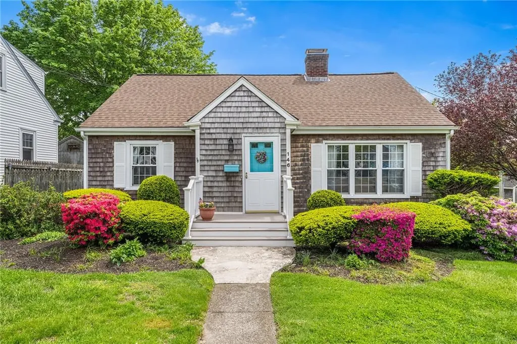 146 Bay View Avenue Bristol RI 02809