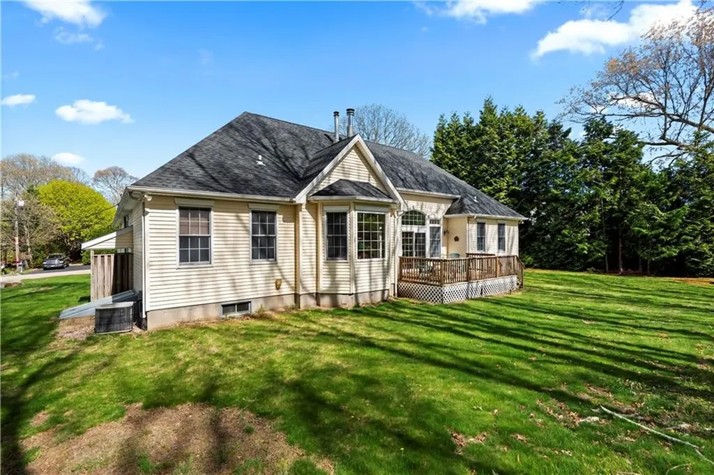 32 Trolley Lane Westerly RI 02891