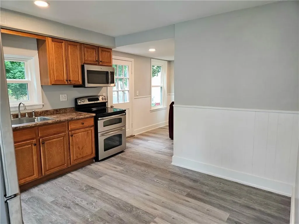 29 Arthur Street Warwick RI 02888