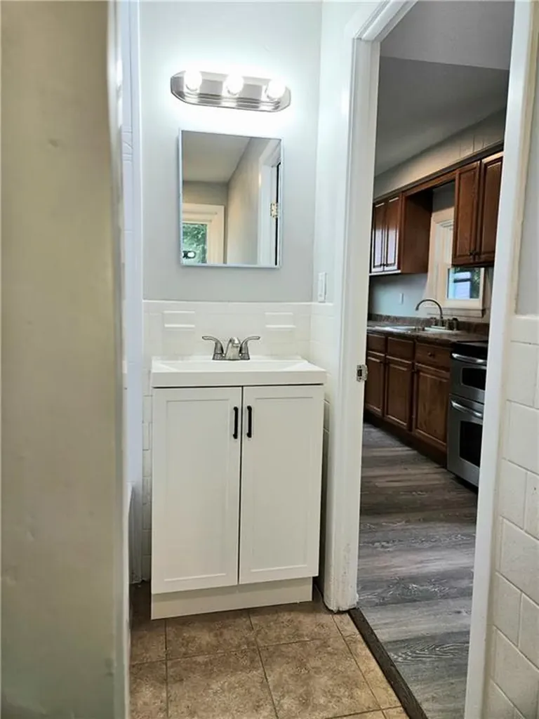 29 Arthur Street Warwick RI 02888