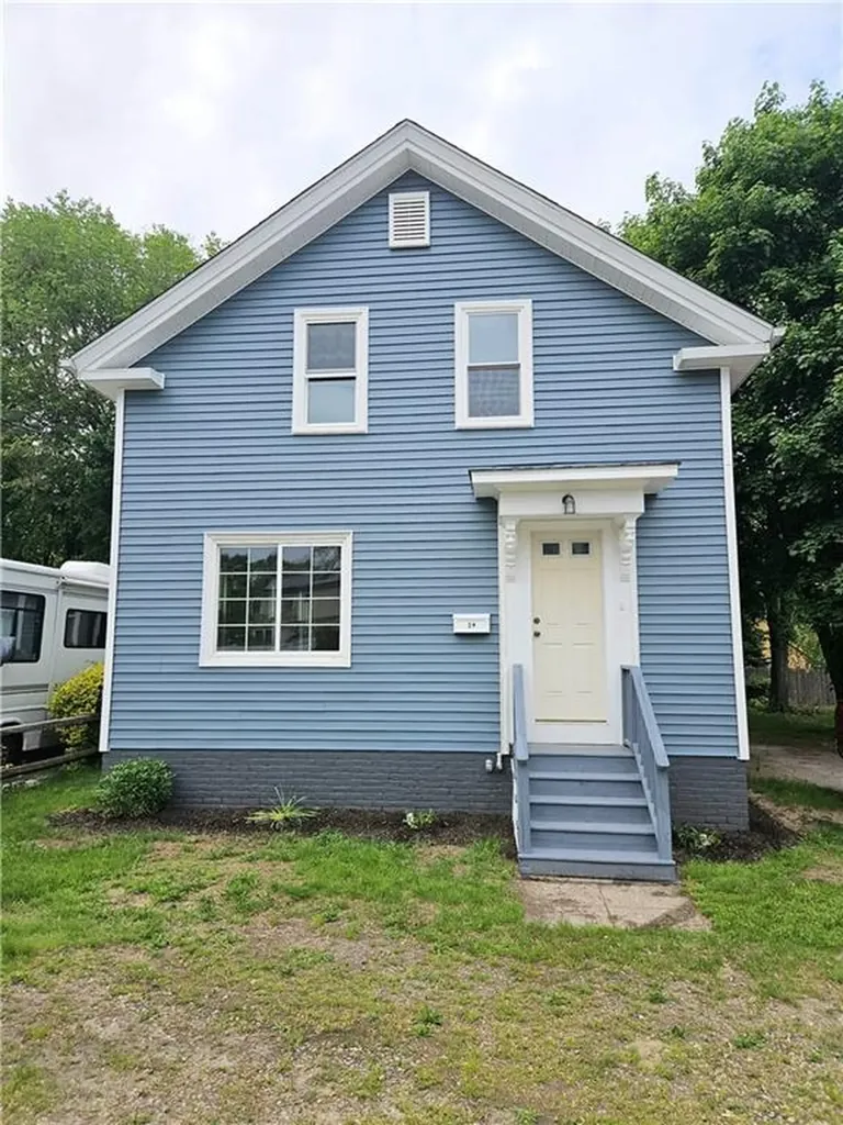 29 Arthur Street Warwick RI 02888